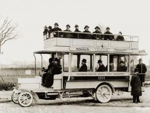 Daimler DM Doppeldecker Omnibus